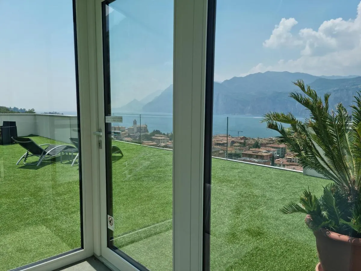 Luxury Apartments Natura Μαλτσεζίνε