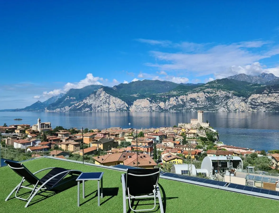 Luxury Apartments Natura Μαλτσεζίνε